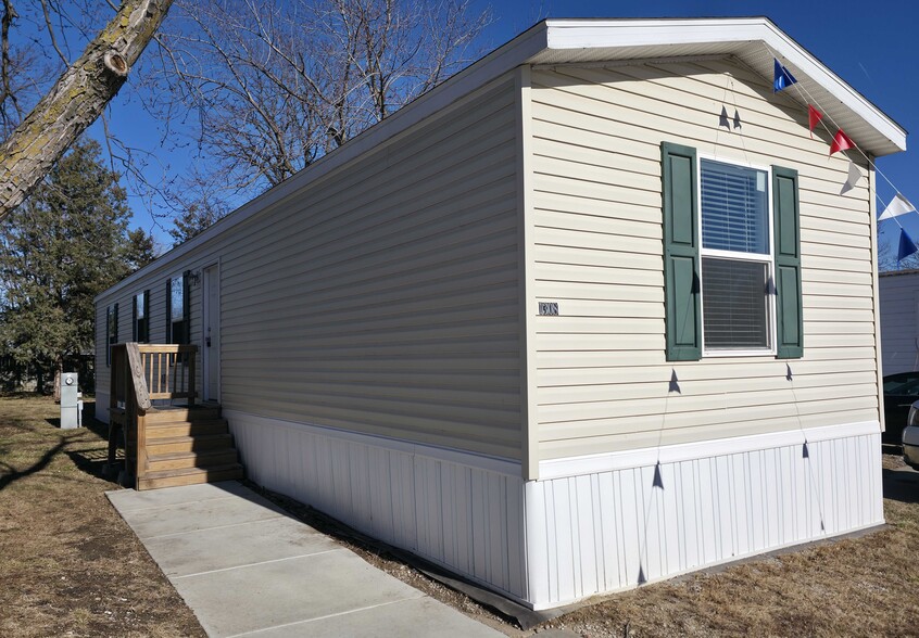 Building Photo - 1308 W Arlington Ave