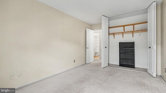 Building Photo - 349 Drummers Ln