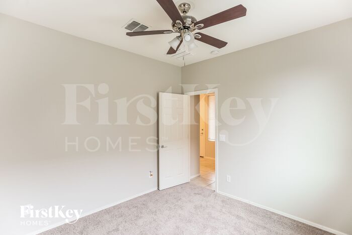 Building Photo - 4116 S 185th Ln