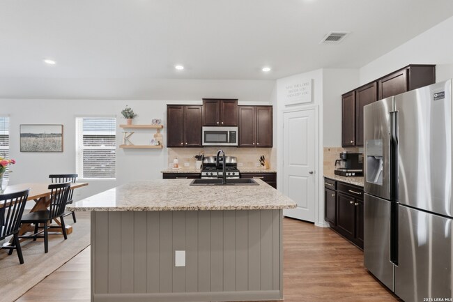 Building Photo - 5125 Blue Ivy