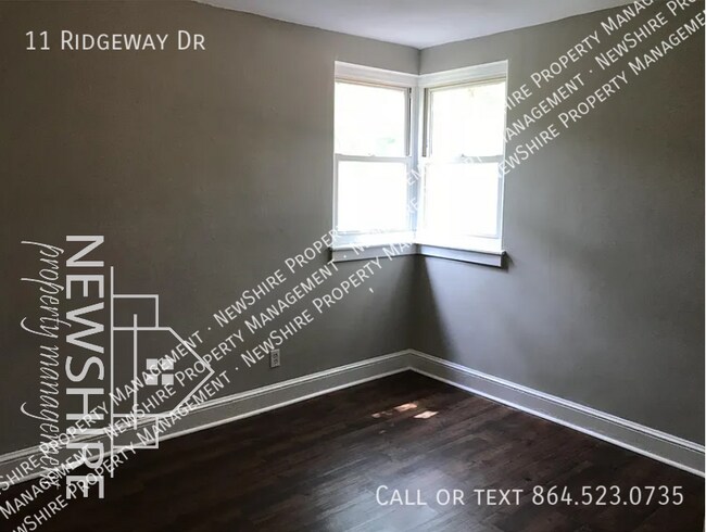 Building Photo - 11 Ridgeway Dr