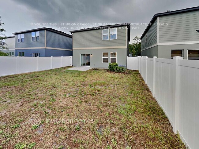 Building Photo - 2261 Litchfield Lp