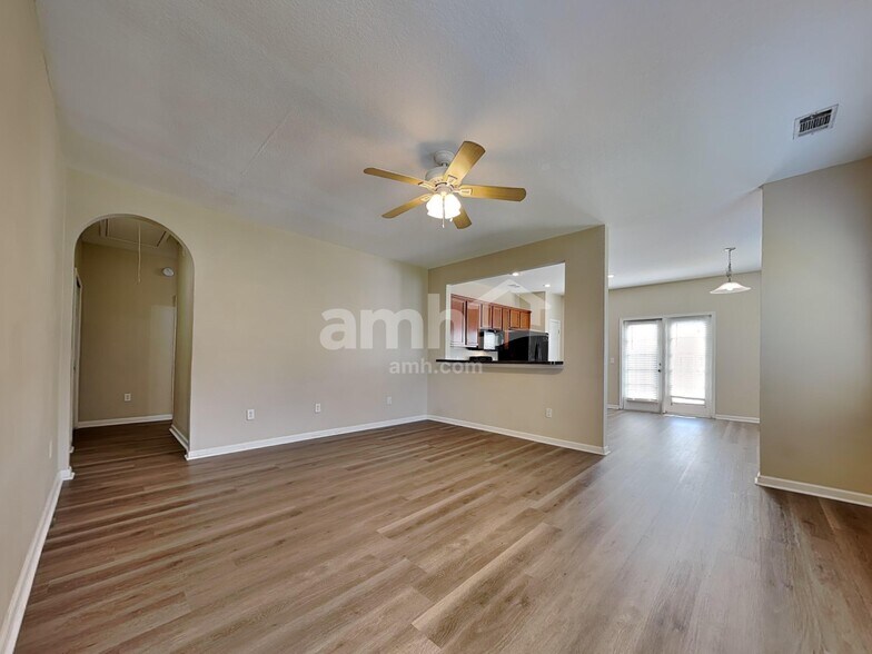 Building Photo - 30 Valley Oak Dr