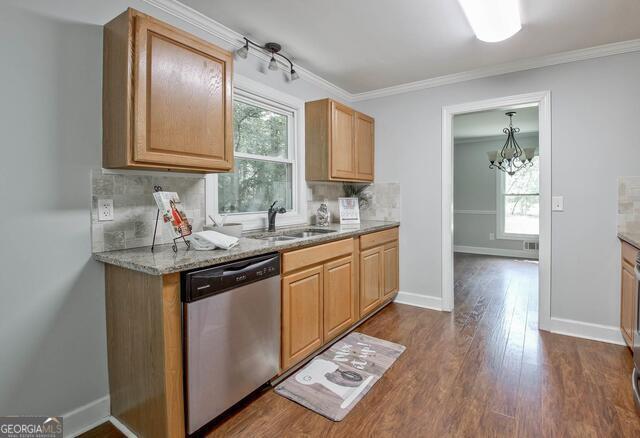 Building Photo - 205 Kingswood Dr