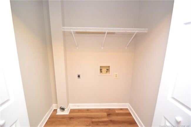 Building Photo - 110 Riverwalk Cir