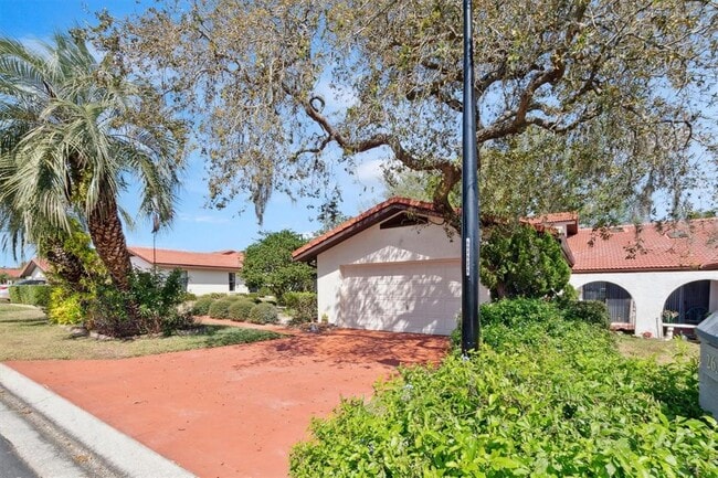 Building Photo - 2637 Sunburst Ct