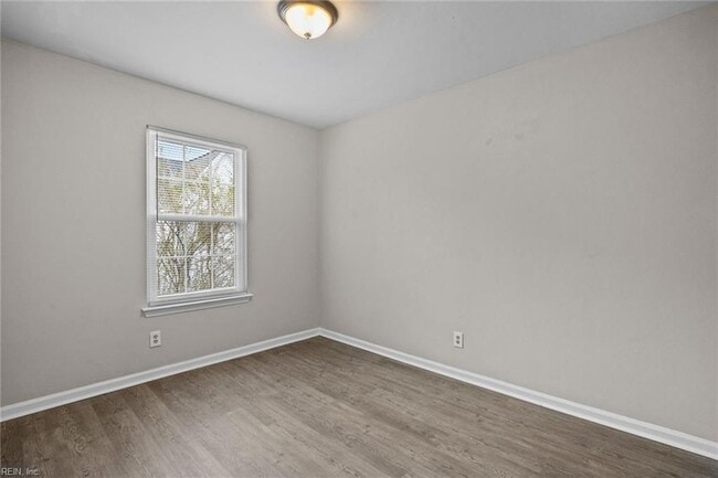 Building Photo - 3324 Kansas Ave