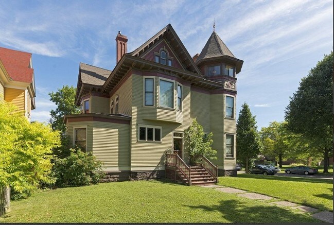 Primary Photo - Marshall Mansion