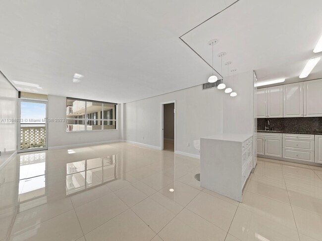 Building Photo - 9801 Collins Ave