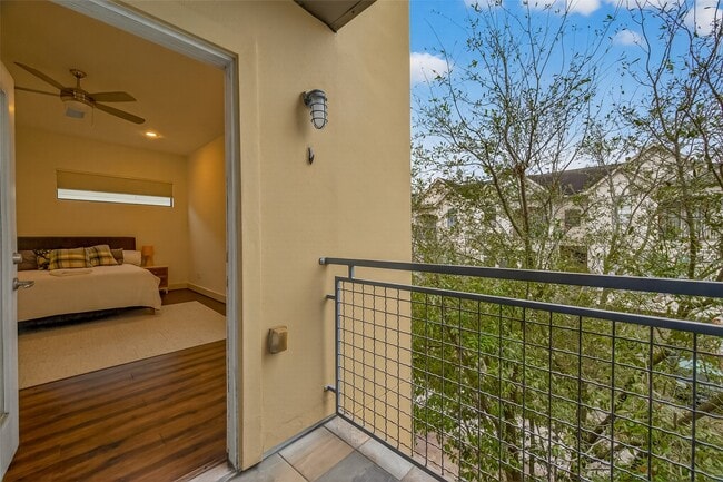 Building Photo - 1620 McDonald St