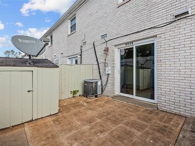 Building Photo - 4058 Paule Ave