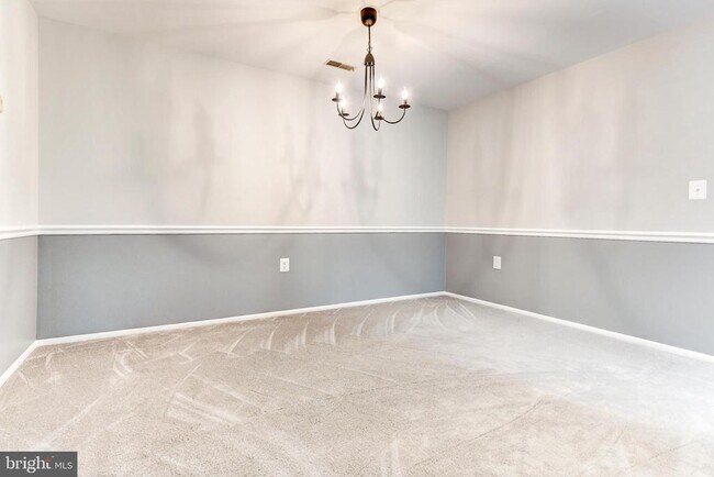 Building Photo - 18110 Chalet Dr