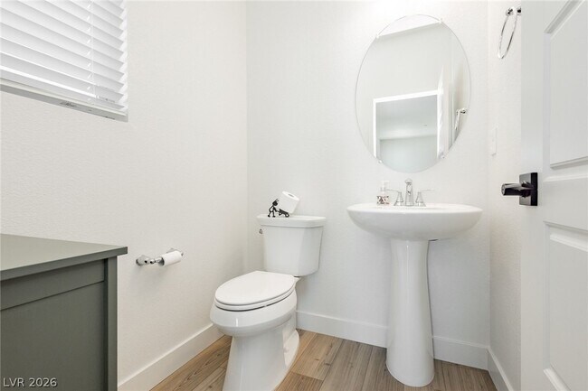 Building Photo - 1410 Whistling Kite St