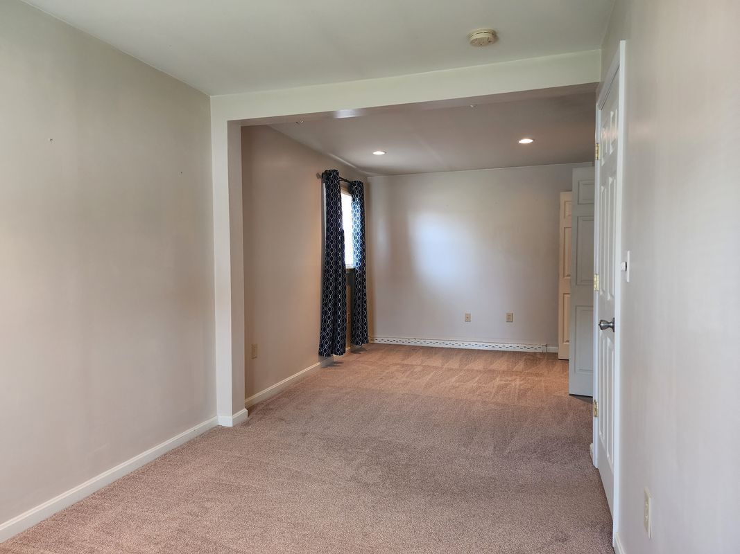 Building Photo - 739 Stouffer Ave