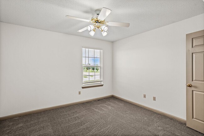 Building Photo - 3256-3258 Wind River Cir.
