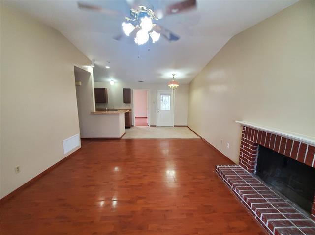 Building Photo - 1425 Brazos Dr