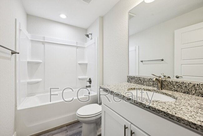 Building Photo - 10675 N Adler Dr