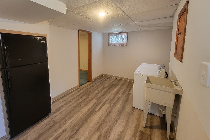 Building Photo - 248 S Bayberry Ln