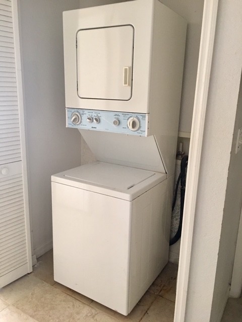 Washer/Dryer - 8313 Bernwood Cove Loop