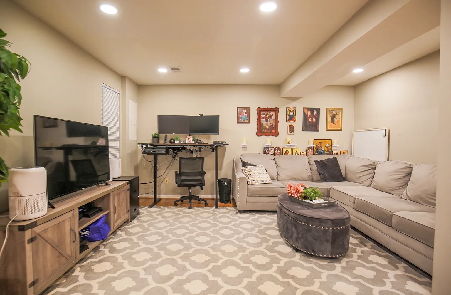 Building Photo - 14331 Stonewater Ct