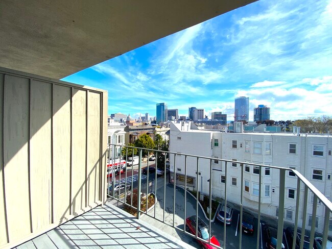 Building Photo - 155 Haight St