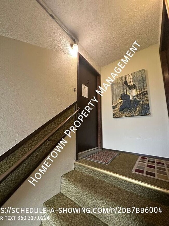 Building Photo - 6805 Littlerock Rd SW