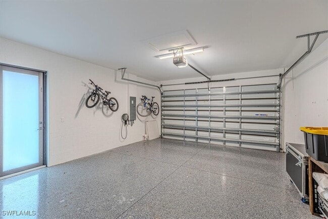 Building Photo - 4029 2nd Ave SE