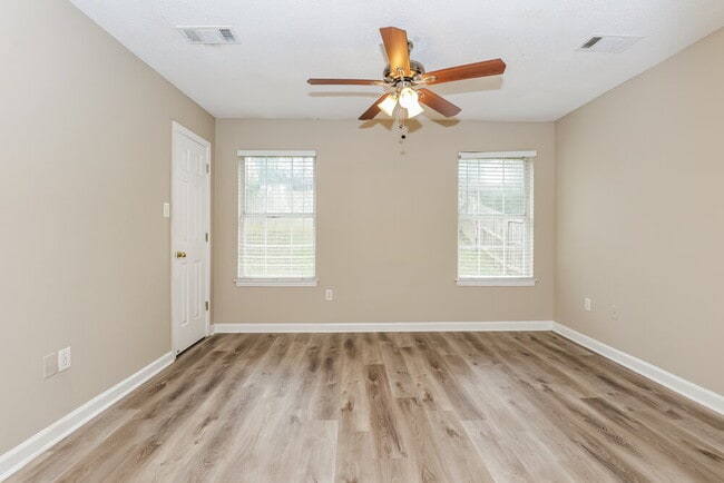 Building Photo - 4341 Barry Meadows Cove