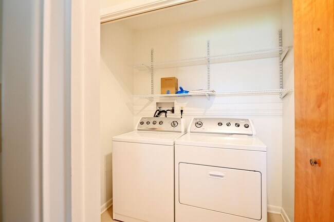 Building Photo - 272 WY-335