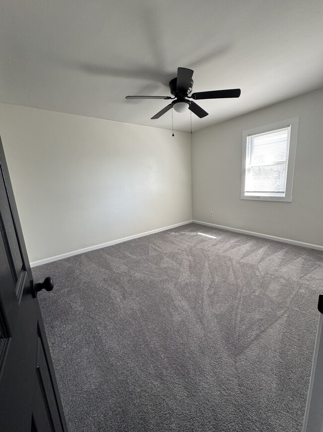 Building Photo - 47 N Cannon Dr