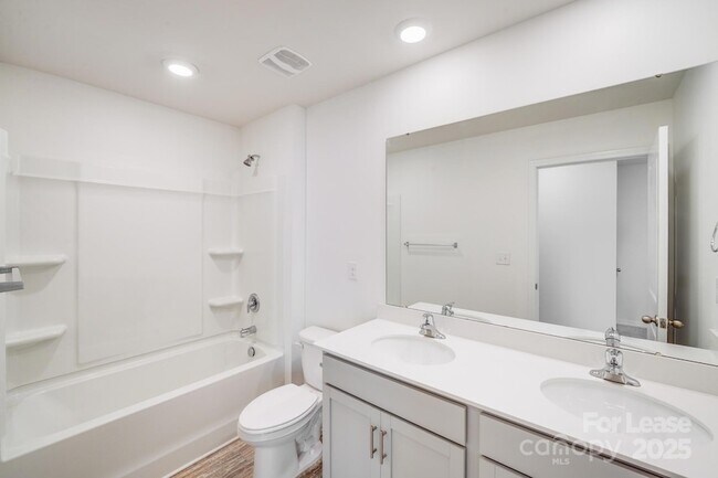 Building Photo - 3255 Winesap Dr