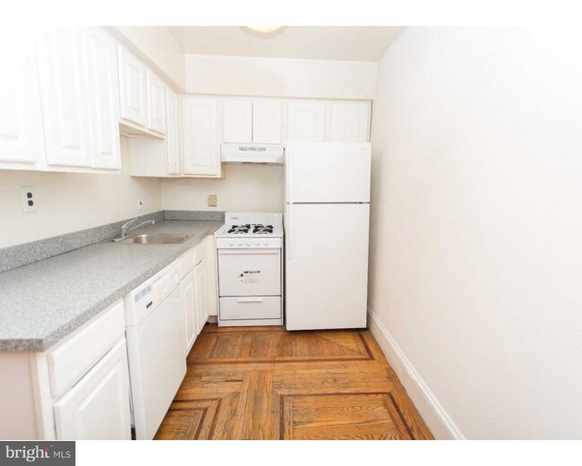 Building Photo - 721 Spruce St