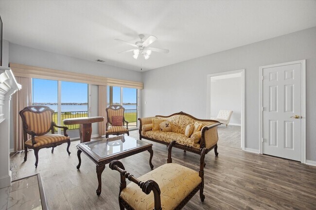 Building Photo - 1846 Signal Ridge Pl