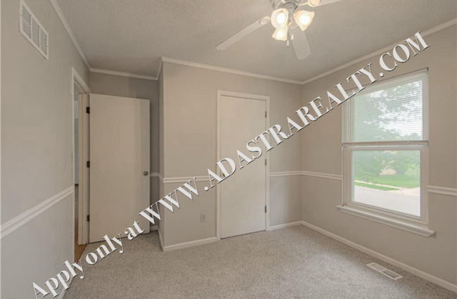 Building Photo - Beautiful, Clean, and Bright 3Bed 2 Bath H...