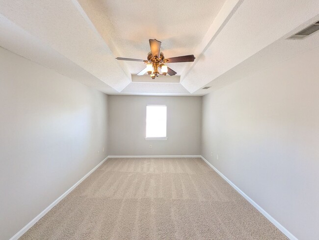 Building Photo - 531 Blue Ridge Crossing