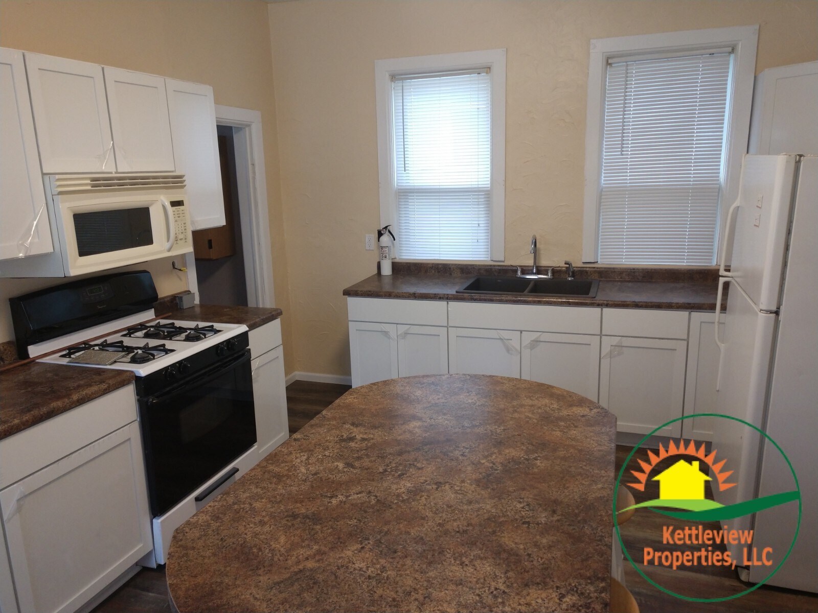 Kitchen - 707 State Street