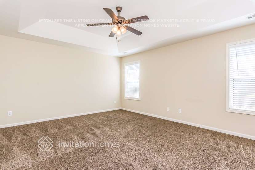 Building Photo - 75 Monarch Way