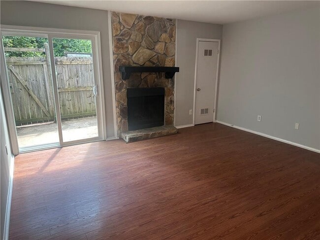 Building Photo - 6320 Holcomb Way