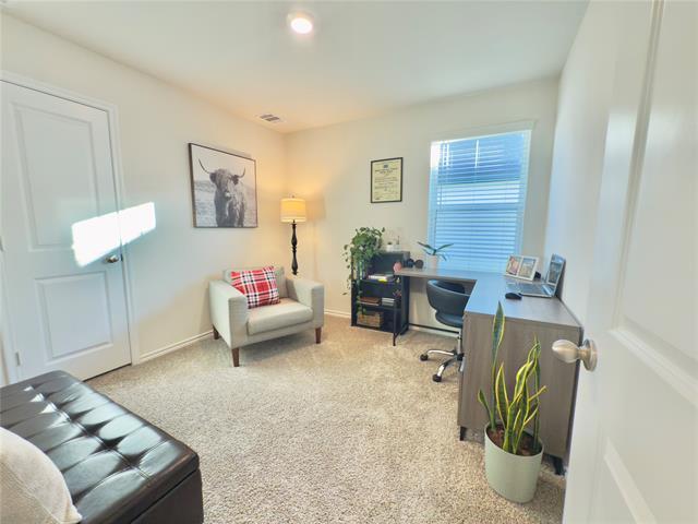 Building Photo - 6000 Holly Spg Rd