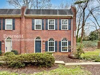 Building Photo - 8002 St Charles Square