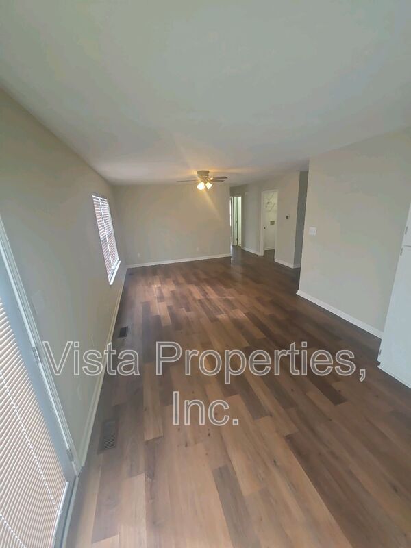 Building Photo - 6917 Colrain Cir