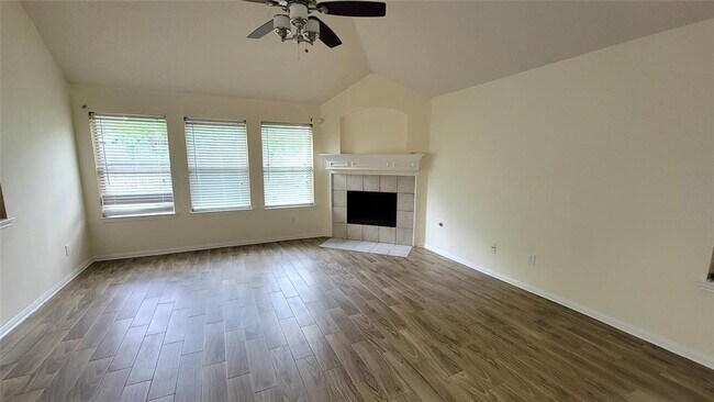 Building Photo - 14914 Appaloosa Ave