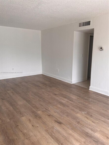 Building Photo - 496 NW 165th St