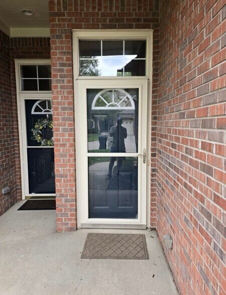 Main door - 14262 Shadywood Dr
