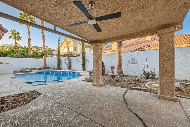 Building Photo - 7624 Desert Largo Ave