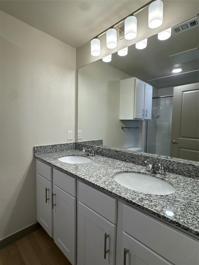 Building Photo - 691 Union Chapel Rd