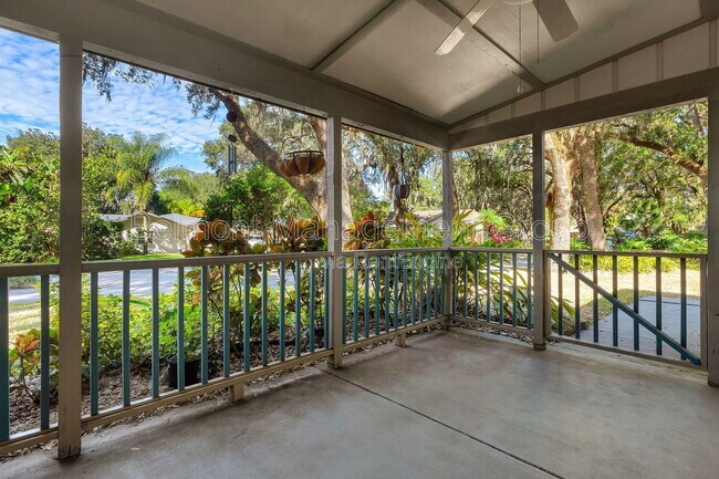 Building Photo - 5376 Majestic Island Cir