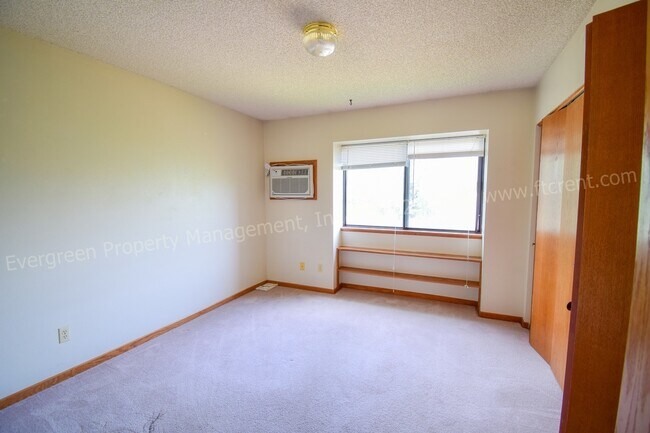 Building Photo - 2960 W Stuart St