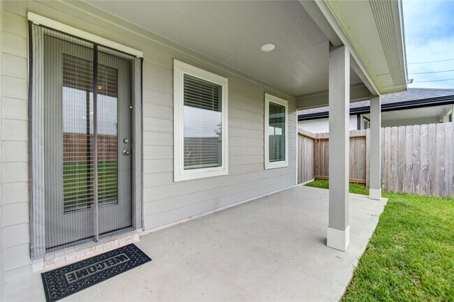 Building Photo - 31818 Melkridge Rd