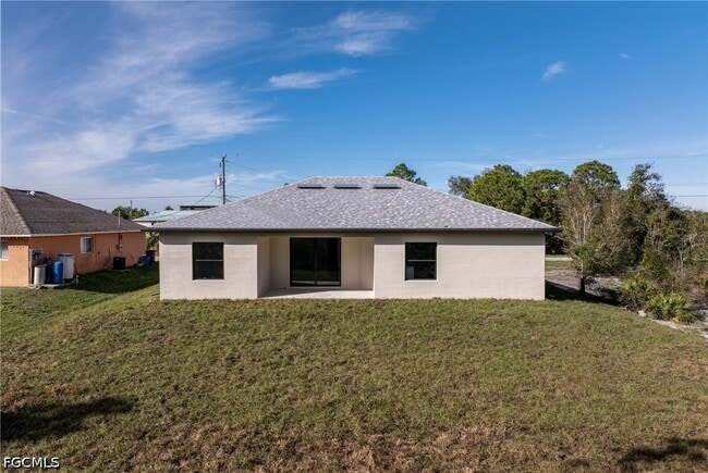 Building Photo - 1024 Chauncey Ave